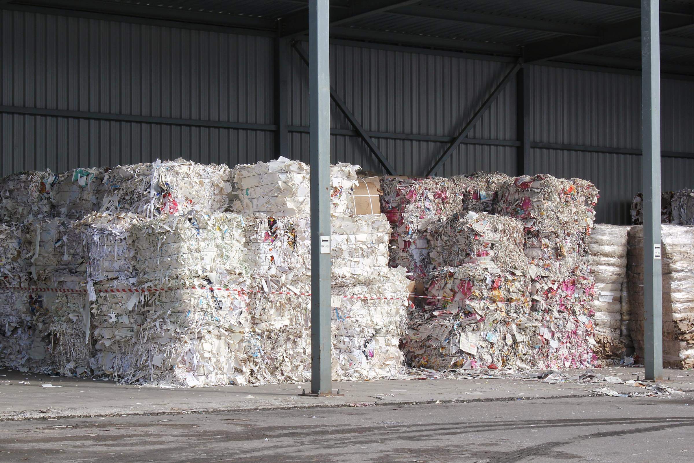 paper recycling bales